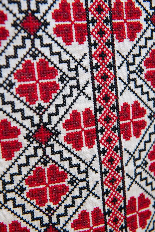 Лляна чоловіча вишиванка Українські традиції 32101234 натуральний льон (3XL)120 з червоно-чорним орнаментом