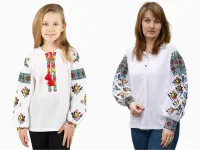 Сімейні вишиванки мама і донька Букетики з голубами парні 78020411 льон жіноча (М)88-92 для дівчинки 110см білі