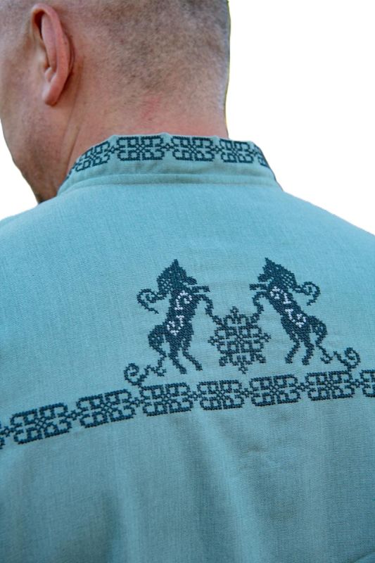 Чоловіча вишиванка Орнамент з узором спереду і на спині 201234 льон (3XL)120  сіро-зелена